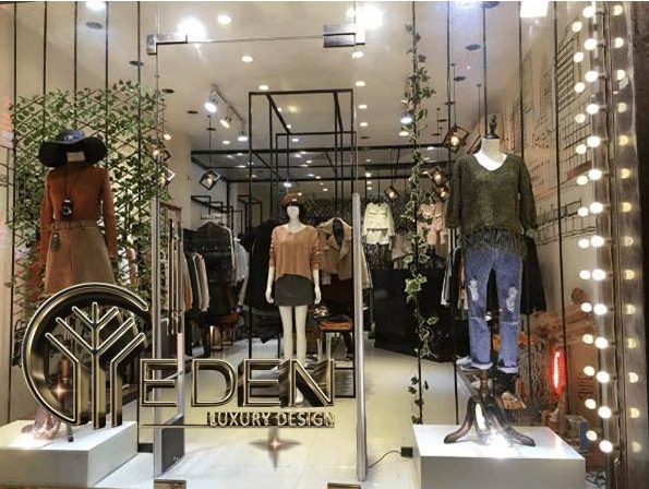Thiết kế mặt tiền shop quần áo bắt mắt để thu hút khách hàng