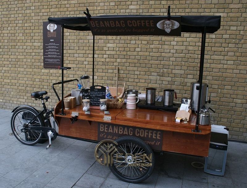 Thiết kế quán cafe take away đơn giản với 1 chiếc xe nhỏ