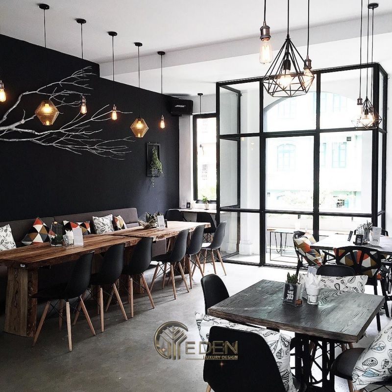 Thiết kế quán cafe đẹp ngang 4m với phong cách Khung Thép kết hợp với gam màu đen huyền bí
