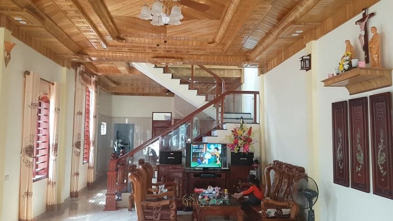 Mẫu giá trần xoan đào sang trọng, mang đến sự khác biệt