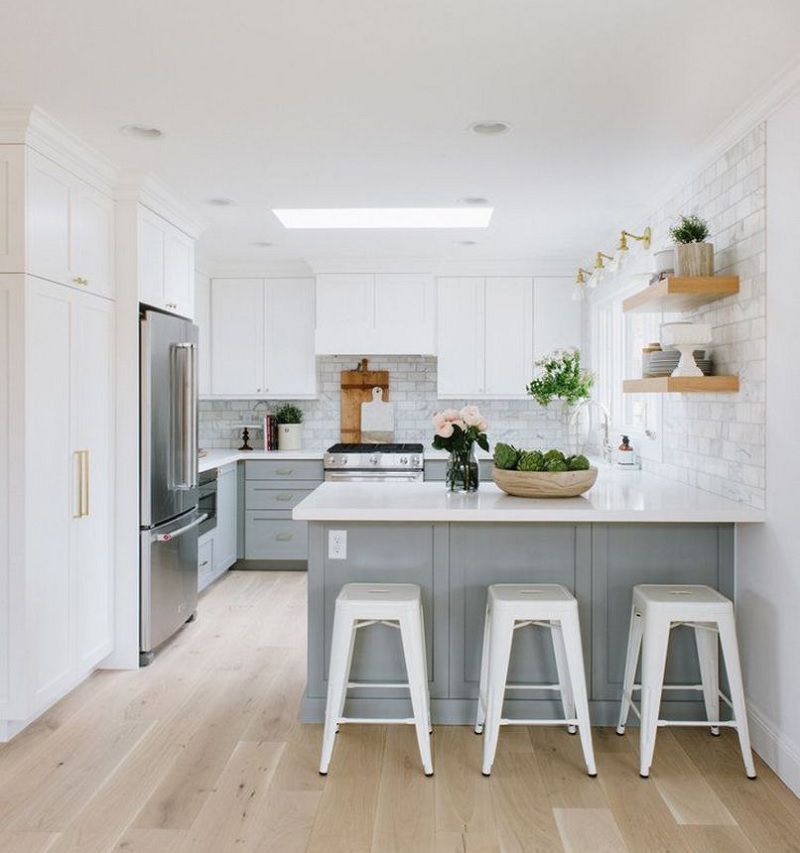 Mẫu thiết kế, thi công bếp chung cư với quầy bar mini